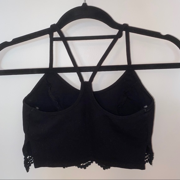 🌴 BOUTIQUE 1861 Black Crop Top with Lace Dentelle - Picture 4 of 5